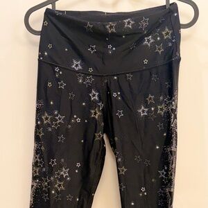 Vistoria's Secret Leggings in Small